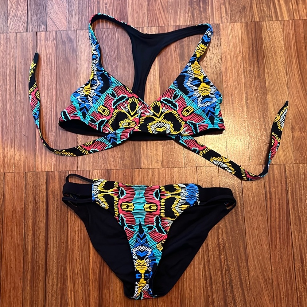 L*Space Reversible bikini size XS